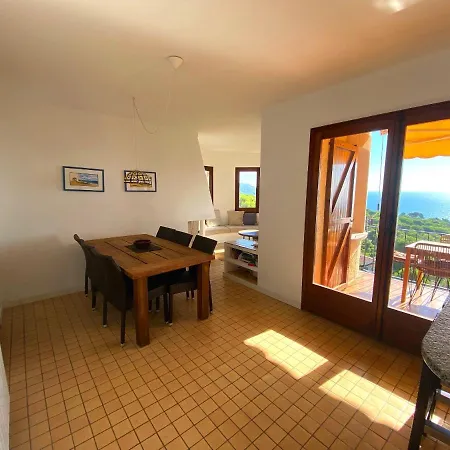 Spectacular Mediterranean View! Apartmán